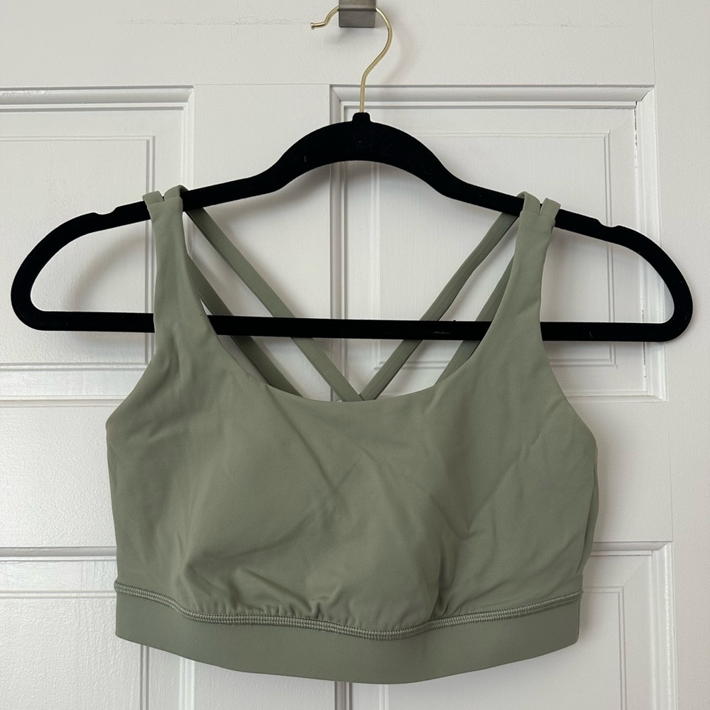 Lululemon sports bra